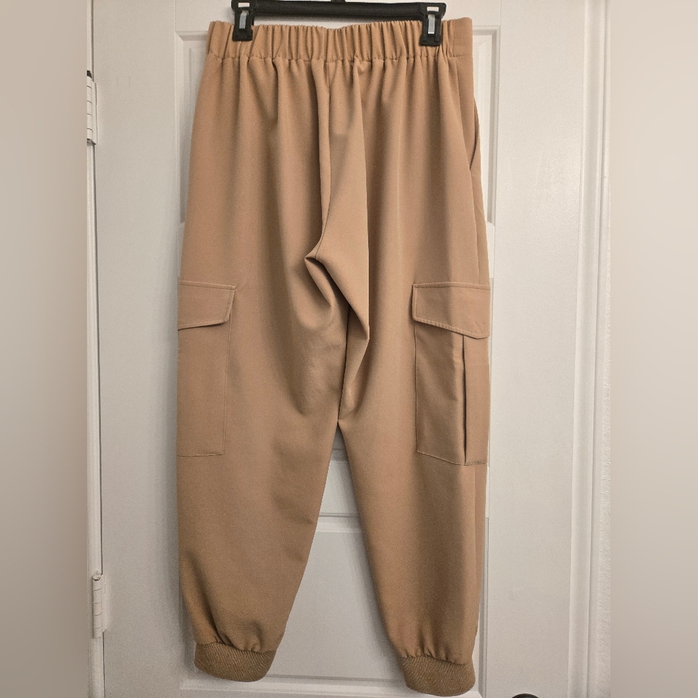 Zara Cargo Pants - Picture 2 of 3